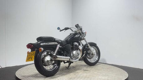 Suzuki Marauder GZ 2008 FUEL INJECTED PROJECT CRUISER BIKE 125CC LEARNER 2