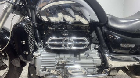 Triumph Rocket 111 3 2005 14K GREAT RUNNING ICONIC CRUISER HPI CLEAR 2.3 LITRE 13