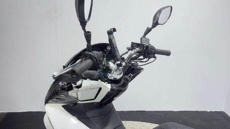 Honda PCX 2015 WW SPARES OR REPAIR PROJECT LEARNER SCOOTER 125CC BIKE 24