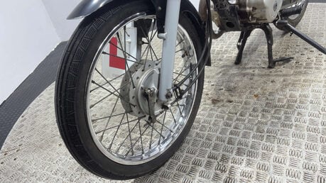 Honda CG 2002 RUNNING PROJECT BIKE SPARES OR REPAIR ICONIC LEARNER 125CC 19