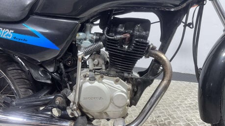 Honda CG 2002 RUNNING PROJECT BIKE SPARES OR REPAIR ICONIC LEARNER 125CC 7