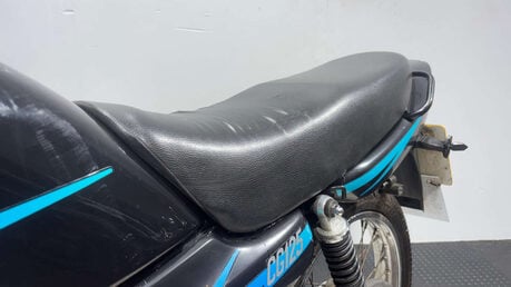 Honda CG 2002 RUNNING PROJECT BIKE SPARES OR REPAIR ICONIC LEARNER 125CC 21