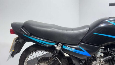 Honda CG 2002 RUNNING PROJECT BIKE SPARES OR REPAIR ICONIC LEARNER 125CC 16