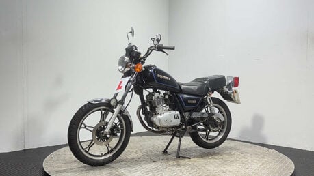 Suzuki GN 2008 GOOD RUNNING CRUISER PROJECT BIKE LEARNER 125CC 5
