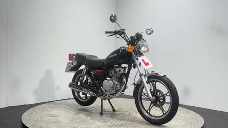 Suzuki GN 2008 GOOD RUNNING CRUISER PROJECT BIKE LEARNER 125CC 3