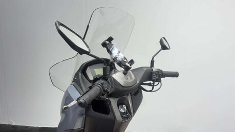 Yamaha Nmax 125 2023 GOOD RUNNING PROJECT SCOOTER SPARES OR REPAIR 125CC 15