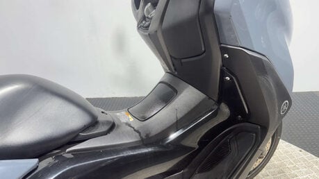 Yamaha Nmax 125 2023 GOOD RUNNING PROJECT SCOOTER SPARES OR REPAIR 125CC 13