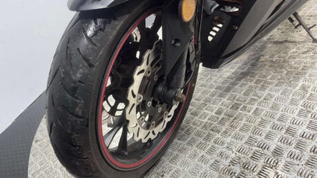 Lexmoto LXR 2019 16K 1 OWNER SPORTS BIKE PROJECT BIKE SPARES OR REPAIR 125CC 18