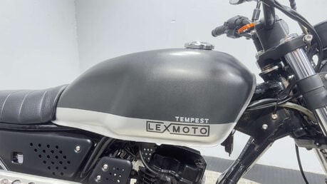 Lexmoto Tempest 2024 ONLY 2K 1 OWNER BIKE LONG MOT LEARNER BIKE 125CC SCRAMBLER 21
