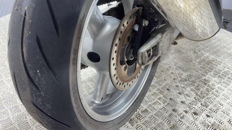 Triumph Sprint 2003 ONLY 11K PROJECT BIKE 955CC CLASSIC SPORTS TOURER 24