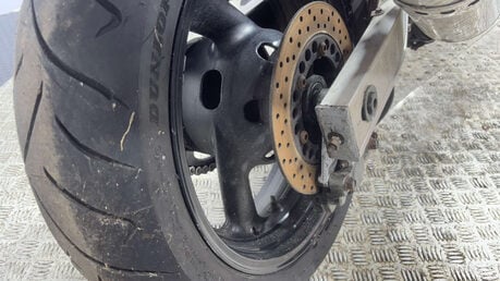 Yamaha FZS 1998 FAZER 33K SPARES OR REPAIR PROJECT BIKE 600CC 26