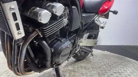 Yamaha FZS 1998 FAZER 33K SPARES OR REPAIR PROJECT BIKE 600CC 17