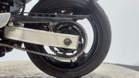 Yamaha FZS 1998 FAZER 33K SPARES OR REPAIR PROJECT BIKE 600CC 25