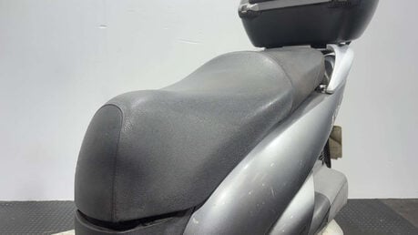 Honda SH300i SH300 2010 300CC PROJECT RUNNING SCOOTER SPARES OR REPAIR BIKE 19