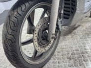 Honda SH300i SH300 2010 300CC PROJECT RUNNING SCOOTER SPARES OR REPAIR BIKE 18