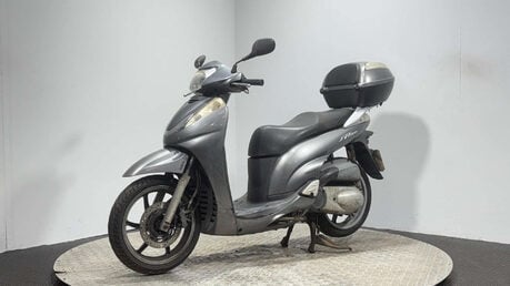 Honda SH300i SH300 2010 300CC PROJECT RUNNING SCOOTER SPARES OR REPAIR BIKE 6