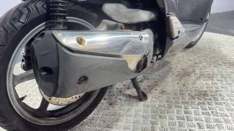 Honda SH300i SH300 2010 300CC PROJECT RUNNING SCOOTER SPARES OR REPAIR BIKE 17