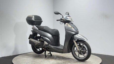 Honda SH300i SH300 2010 300CC PROJECT RUNNING SCOOTER SPARES OR REPAIR BIKE 3