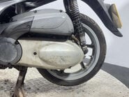 Honda SH300i SH300 2010 300CC PROJECT RUNNING SCOOTER SPARES OR REPAIR BIKE 14