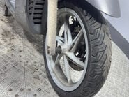 Honda SH300i SH300 2010 300CC PROJECT RUNNING SCOOTER SPARES OR REPAIR BIKE 21