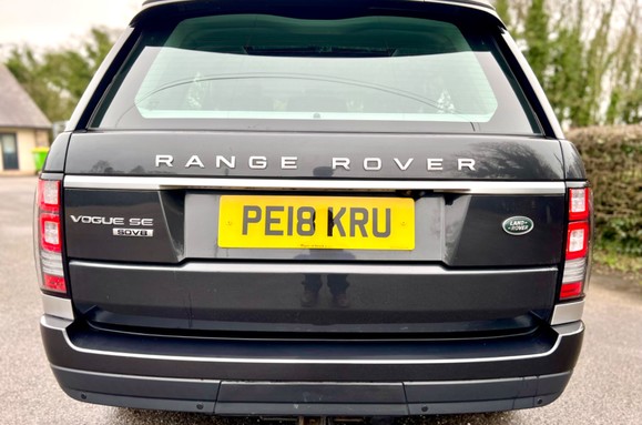 Land Rover Range Rover 4.4 SDV8 VOGUE SE AUTO 11