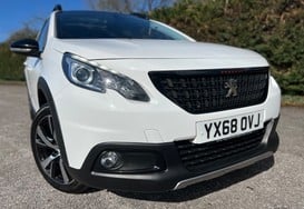 Peugeot 2008 BLUE HDI GT LINE PAN ROOF 2
