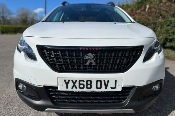 Peugeot 2008 BLUE HDI GT LINE PAN ROOF 7
