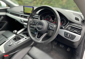 Audi A5 2.0 TFSI SPORT COUPE 19