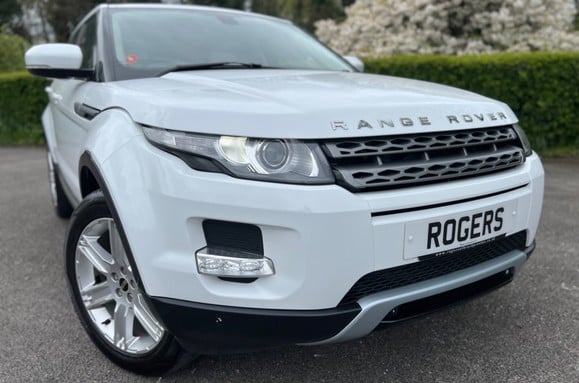 Land Rover Range Rover Evoque 2.2 TD4 PURE PANORAMIC ROOF 2