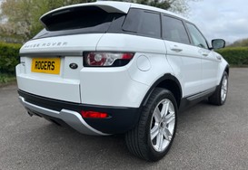 Land Rover Range Rover Evoque 2.2 TD4 PURE PANORAMIC ROOF 8