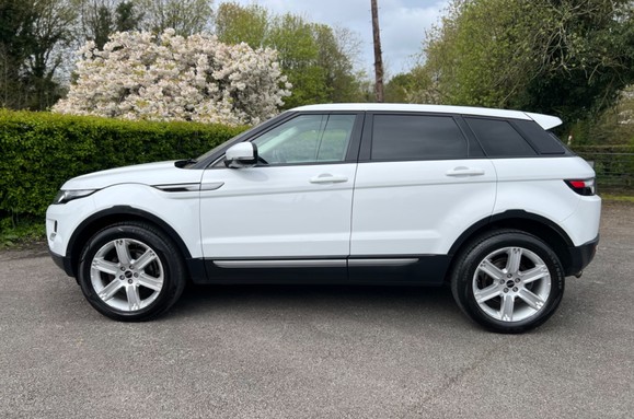 Land Rover Range Rover Evoque 2.2 TD4 PURE PANORAMIC ROOF 12