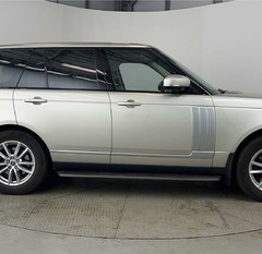 Land Rover Range Rover 3.0 TDV6 VOGUE AUTO PANORAMIC ROOF 1