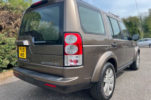 Land Rover Discovery 4 TDV6 XS 8