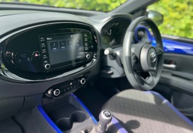 Toyota Aygo X 1.0 VVT-I AIR EDITION 29