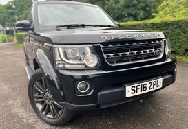 Land Rover Discovery 3.0 SDV6 GRAPHITE AUTO 4