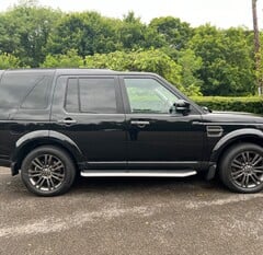 Land Rover Discovery 3.0 SDV6 GRAPHITE AUTO 4