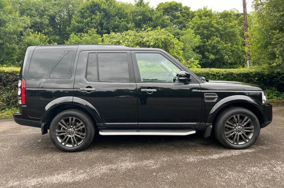 Land Rover Discovery 3.0 SDV6 GRAPHITE AUTO 5