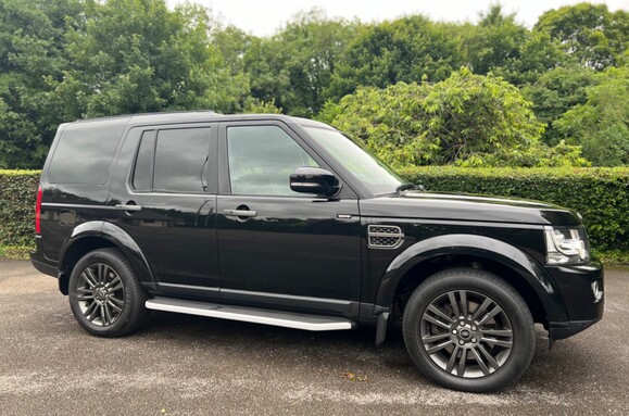 Land Rover Discovery 3.0 SDV6 GRAPHITE AUTO 6