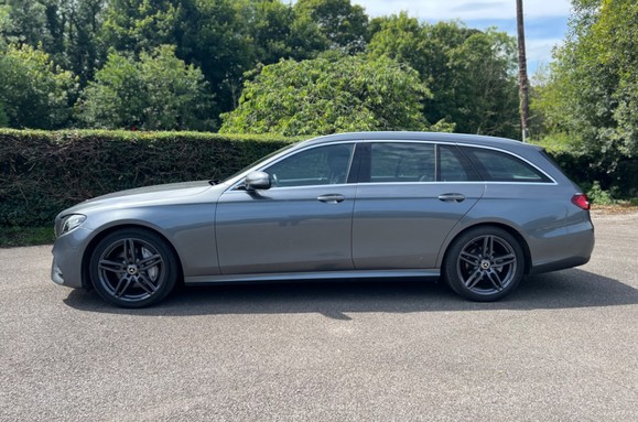 Mercedes-Benz E Class E 220 D AMG LINE AUTO ESTATE 11