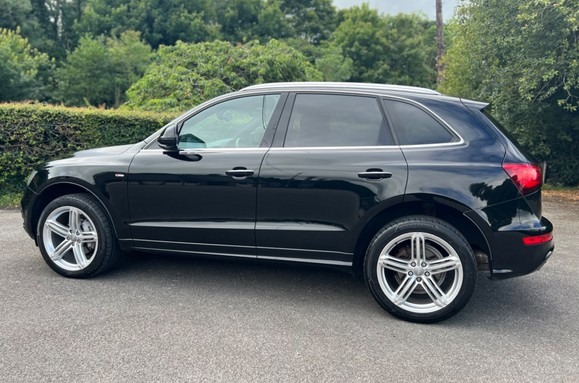 Audi Q5 2.0 TDI QUATTRO S LINE PLUS 11