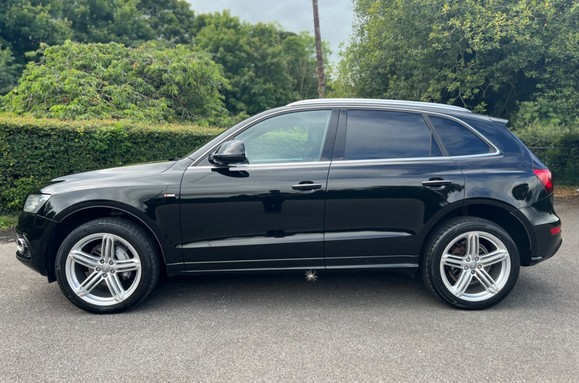 Audi Q5 2.0 TDI QUATTRO S LINE PLUS 13