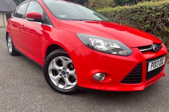 Ford Focus 1.0 ZETEC 5 DOOR £20 ROAD TAX 1