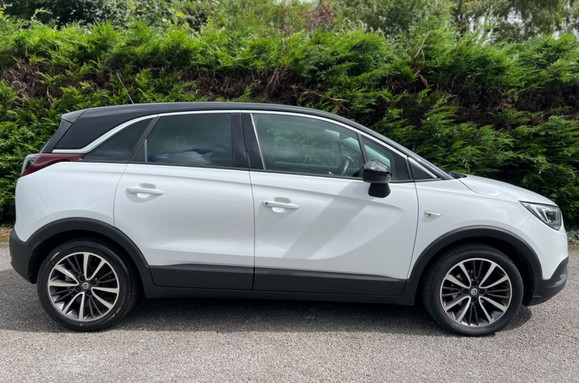 Vauxhall Crossland X 1.2 ELITE 6