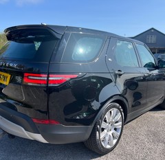 Land Rover Discovery 3.0 TD6 HSE LUXURY AUTO PAN ROOF 2