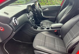 Mercedes-Benz A Class A180 BLUEEFFICIENCY SPORT 26