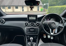 Mercedes-Benz A Class A180 BLUEEFFICIENCY SPORT 33