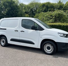 Toyota Proace City L1 ACTIVE 1.5  BlueHDI Panel Van 3