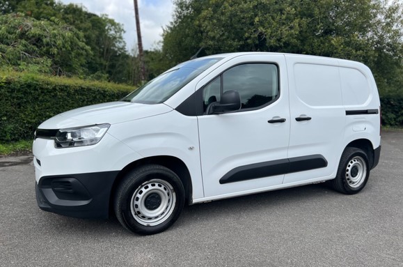 Toyota Proace City L1 ACTIVE 1.5  BlueHDI Panel Van 14