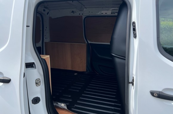 Toyota Proace City L1 ACTIVE 1.5  BlueHDI Panel Van 23