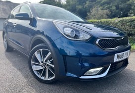 Kia Niro 1.6h GDi FIRST EDITION HYBRID AUTO 1